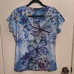 42. Apt. 9 Blue Relaxed Graphic Cap Sleeve Blouse